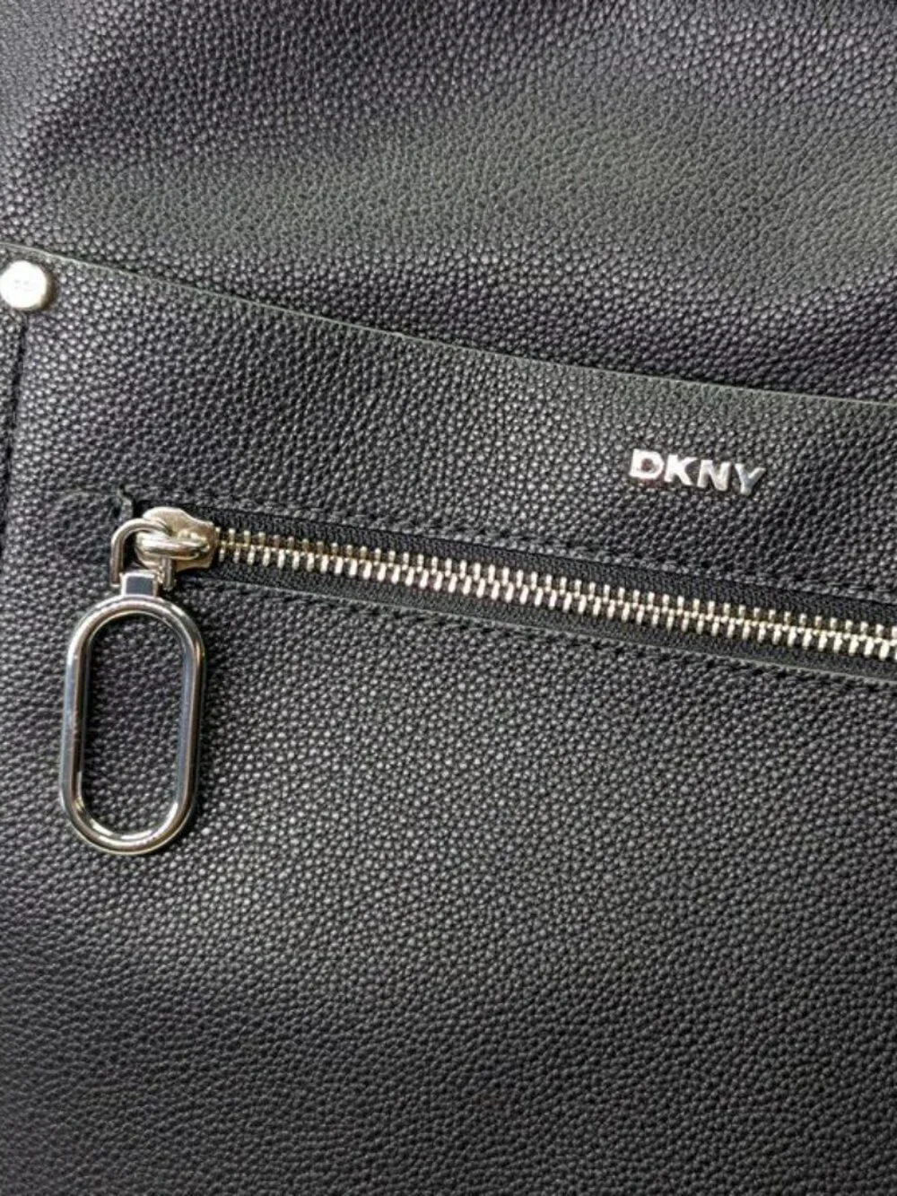 DKNY Nala Women's Magnetic Closure Medium Size Black Hobo (MSRP $198)